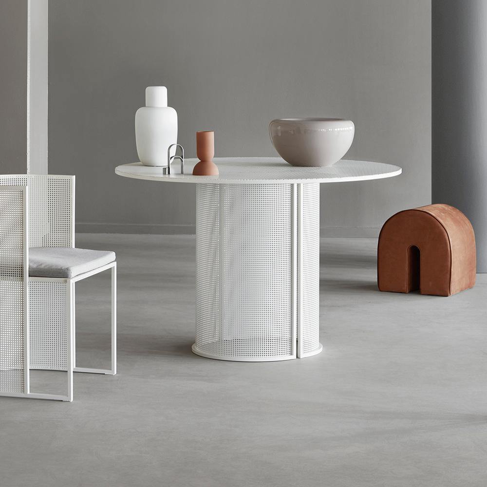 Bauhaus Dining Table - The Design Part